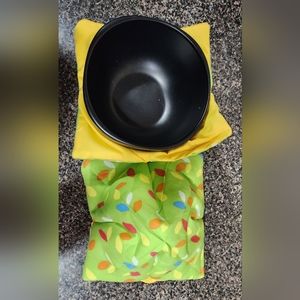 green with leaf shapes themed bowl cozy